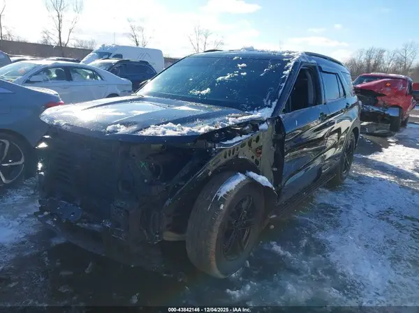1FMSK8DH0NGB61377 2022 FORD EXPLORER - Image 2