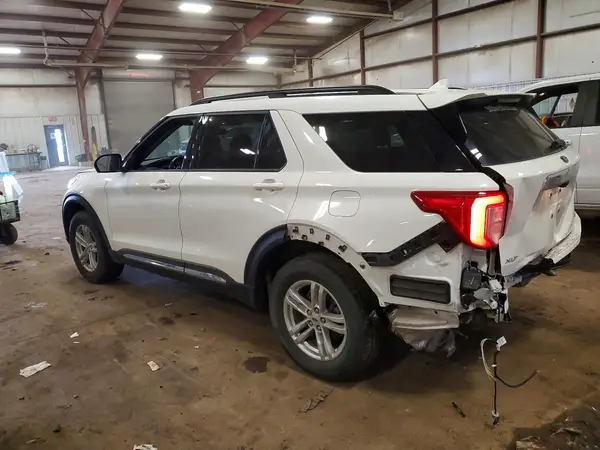 1FMSK8DH0NGB92841 2022 FORD EXPLORER - Image 2