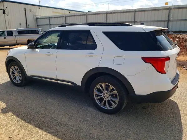 1FMSK8DH0NGB99739 2022 FORD EXPLORER - Image 2