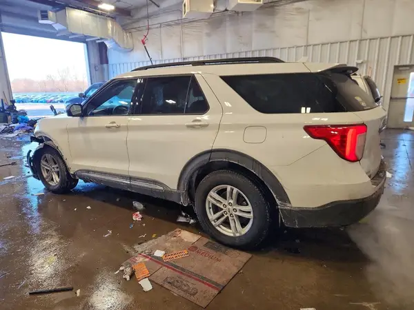 1FMSK8DH0NGC09248 2022 FORD EXPLORER - Image 2