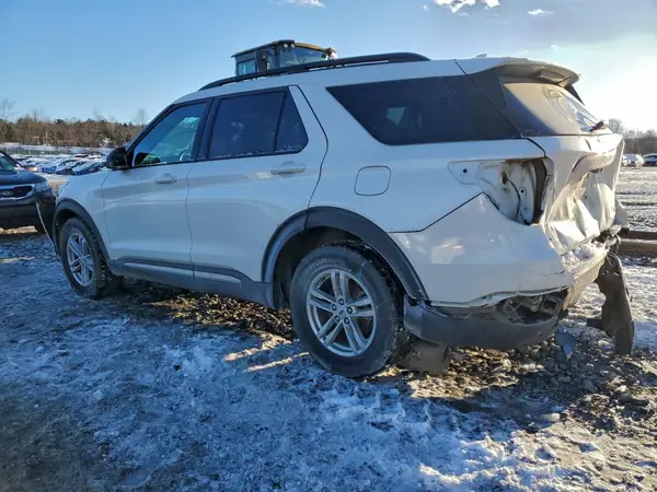 1FMSK8DH0NGC21142 2022 FORD EXPLORER - Image 2