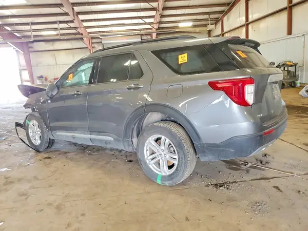 1FMSK8DH0NGC31833 2022 FORD EXPLORER - Image 2
