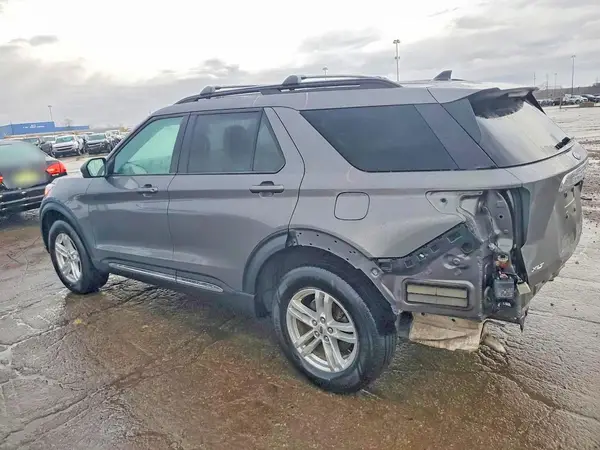 1FMSK8DH0NGC36269 2022 FORD EXPLORER - Image 2
