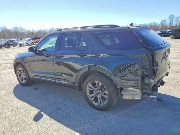 1FMSK8DH0NGC49667 2022 FORD EXPLORER - Image 2