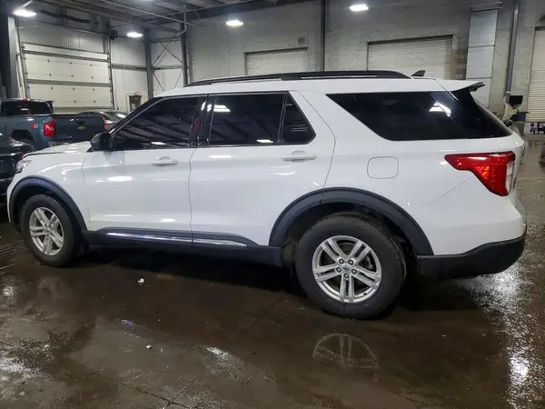 1FMSK8DH0PGB27894 2023 FORD EXPLORER - Image 2