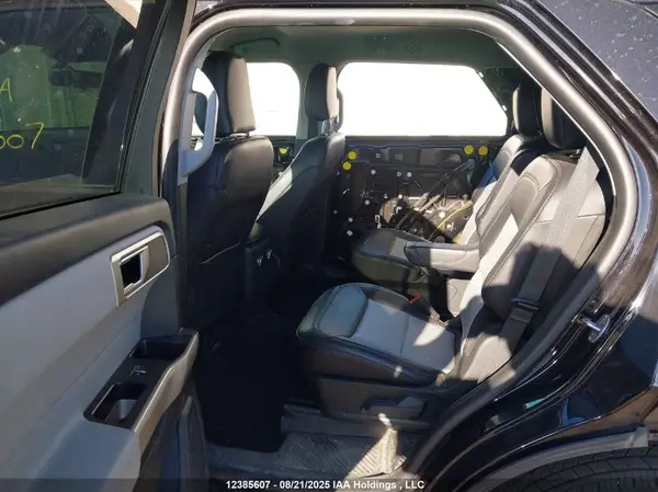 1FMSK8DH0PGB75833 2023 FORD EXPLORER - Image 8