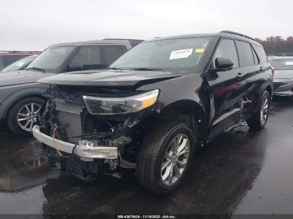 1FMSK8DH0PGB87612 2023 FORD EXPLORER - Image 2