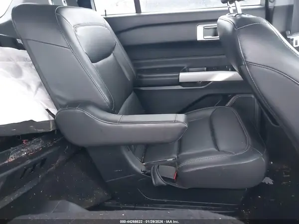 1FMSK8DH0PGC43192 2023 FORD EXPLORER - Image 8