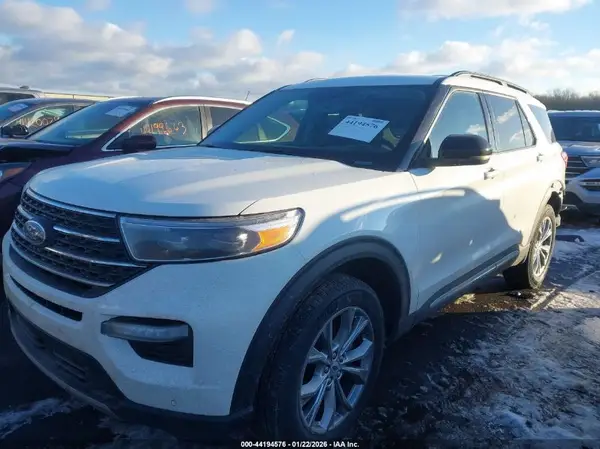 1FMSK8DH0RGA09833 2024 FORD EXPLORER - Image 2