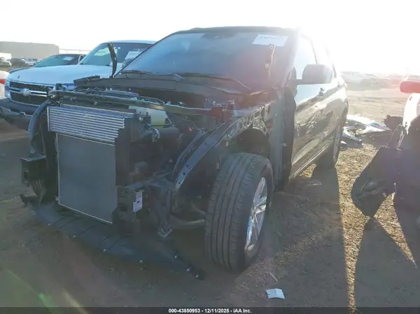 1FMSK8DH0RGA16264 2024 FORD EXPLORER - Image 2