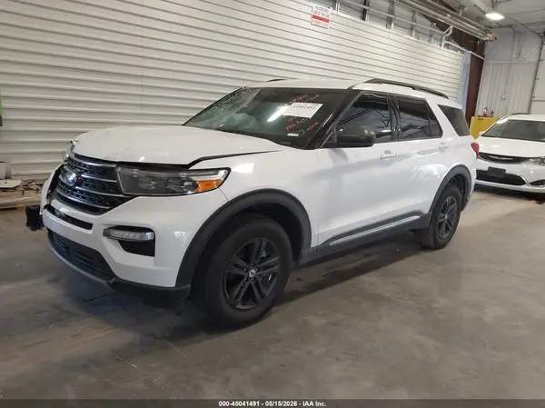 1FMSK8DH0RGA24994 2024 FORD EXPLORER - Image 2