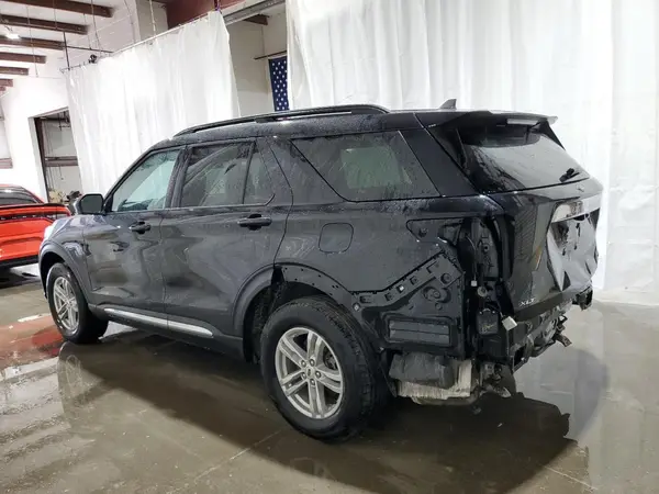 1FMSK8DH0RGA32920 2024 FORD EXPLORER - Image 2