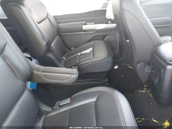 1FMSK8DH0RGA34182 2024 FORD EXPLORER - Image 8