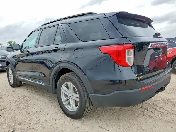 1FMSK8DH0RGA42735 2024 FORD EXPLORER - Image 2
