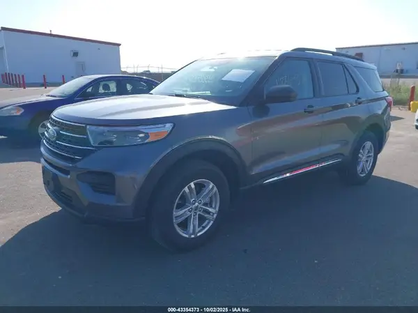 1FMSK8DH0RGA68557 2024 FORD EXPLORER - Image 2