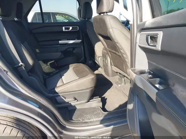 1FMSK8DH0RGA68557 2024 FORD EXPLORER - Image 8