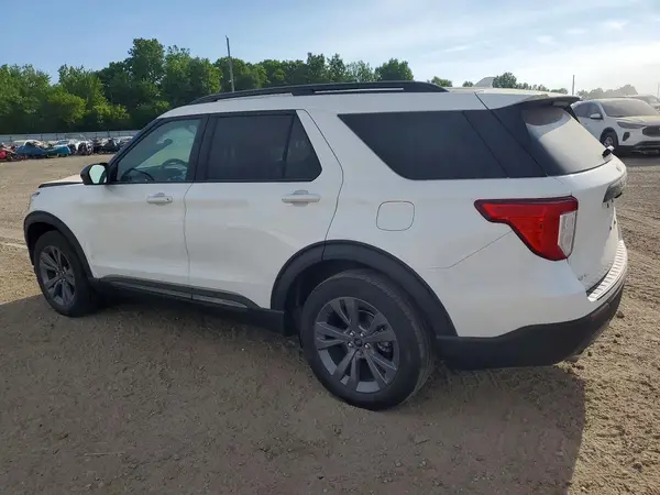 1FMSK8DH0RGA75881 2024 FORD EXPLORER - Image 2