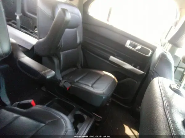 1FMSK8DH1MGA10840 2021 FORD EXPLORER - Image 8