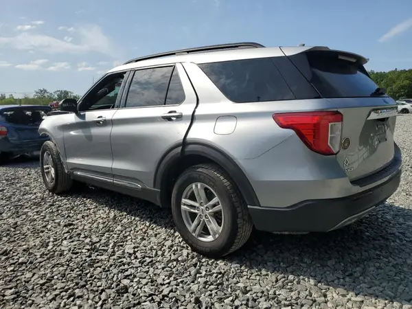 1FMSK8DH1MGA76000 2021 FORD EXPLORER - Image 2