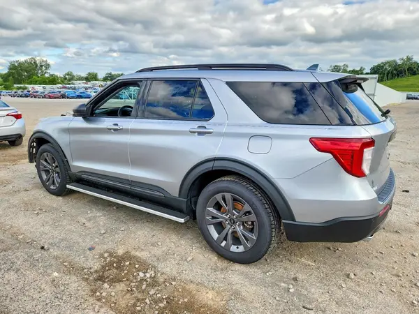 1FMSK8DH1MGB13370 2021 FORD EXPLORER - Image 2