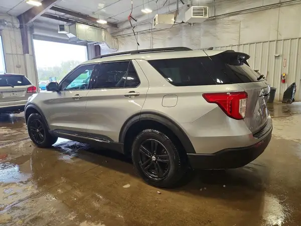 1FMSK8DH1MGB42478 2021 FORD EXPLORER - Image 2