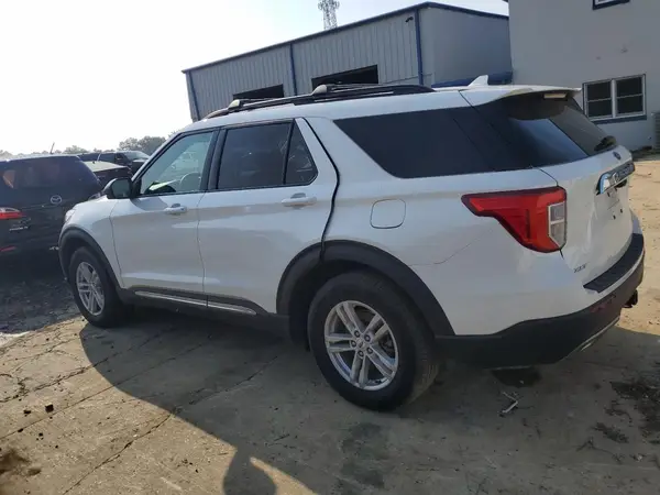 1FMSK8DH1MGB75450 2021 FORD EXPLORER - Image 2