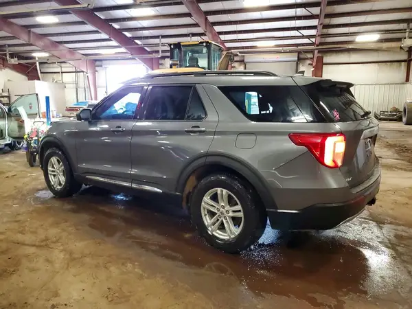 1FMSK8DH1MGB88215 2021 FORD EXPLORER - Image 2