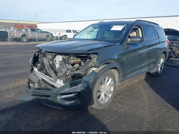 1FMSK8DH1MGC41222 2021 FORD EXPLORER - Image 2