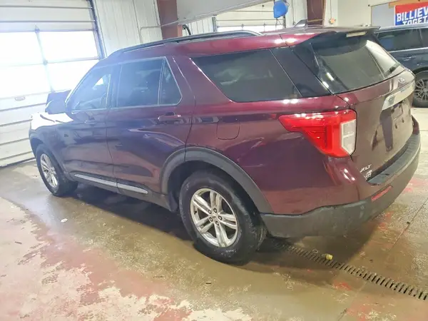 1FMSK8DH1NGA13836 2022 FORD EXPLORER - Image 2