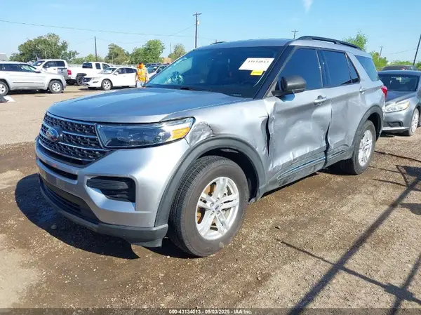 1FMSK8DH1NGA38056 2022 FORD EXPLORER - Image 2