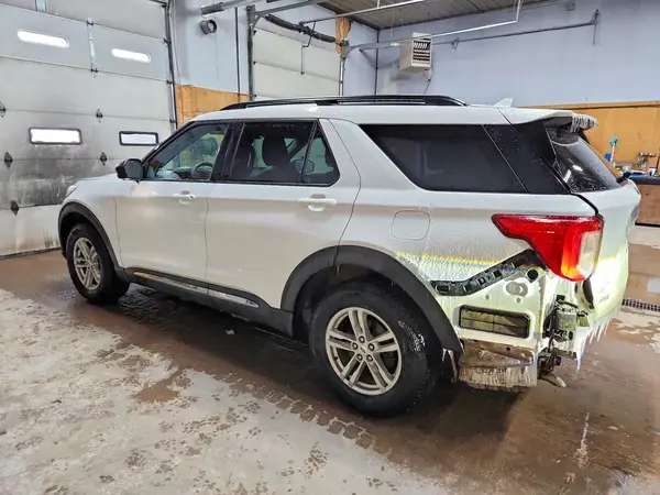 1FMSK8DH1NGB02435 2022 FORD EXPLORER - Image 2