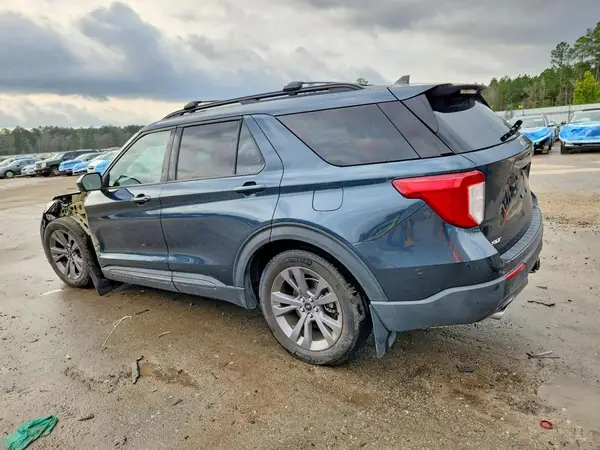 1FMSK8DH1NGB28873 2022 FORD EXPLORER - Image 2