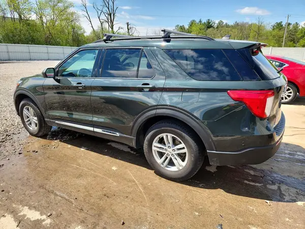 1FMSK8DH1NGB75966 2022 FORD EXPLORER - Image 2