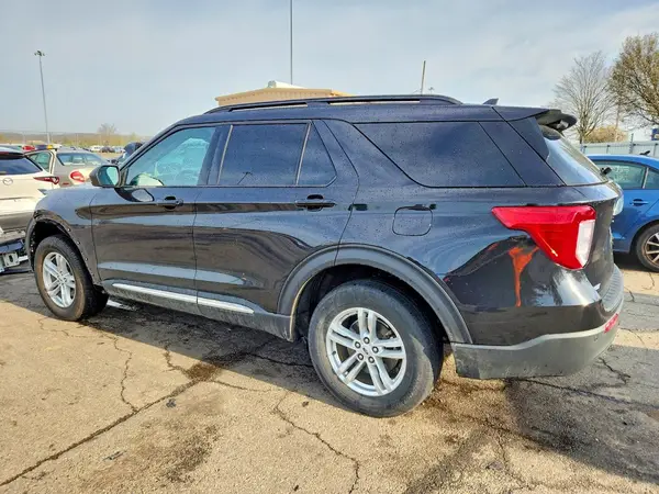 1FMSK8DH1NGB98583 2022 FORD EXPLORER - Image 2