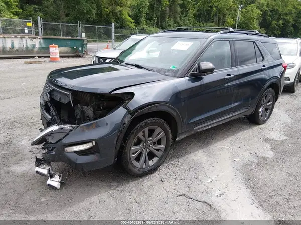 1FMSK8DH1NGC09288 2022 FORD EXPLORER - Image 2