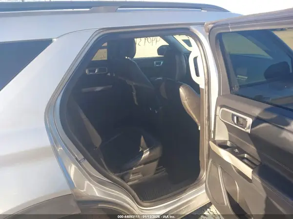 1FMSK8DH1NGC09548 2022 FORD EXPLORER - Image 8