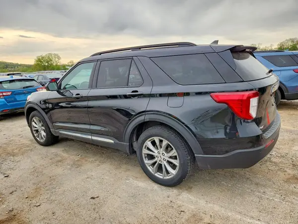 1FMSK8DH1NGC35048 2022 FORD EXPLORER - Image 2