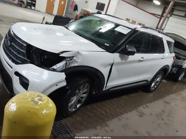 1FMSK8DH1PGA15606 2023 FORD EXPLORER - Image 2