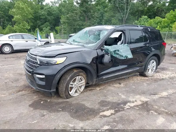 1FMSK8DH1PGA58178 2023 FORD EXPLORER - Image 2