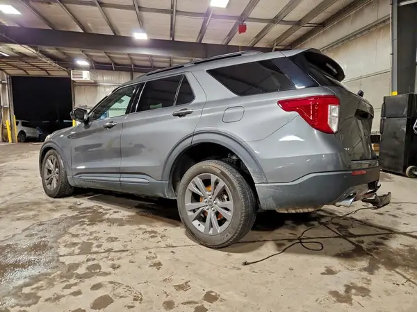 1FMSK8DH1PGB30884 2023 FORD EXPLORER - Image 2