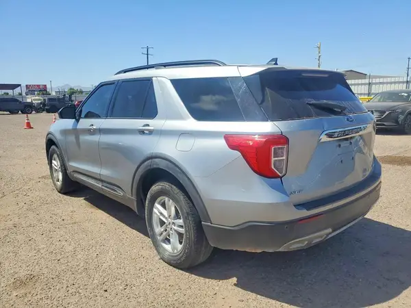 1FMSK8DH1PGB70138 2023 FORD EXPLORER - Image 2