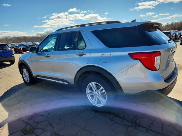 1FMSK8DH1PGB82807 2023 FORD EXPLORER - Image 2