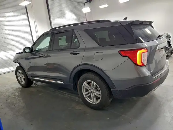 1FMSK8DH1RGA03572 2024 FORD EXPLORER - Image 2