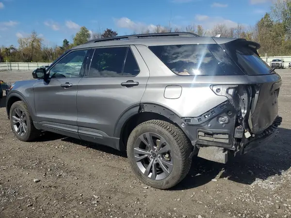 1FMSK8DH1RGA32263 2024 FORD EXPLORER - Image 2