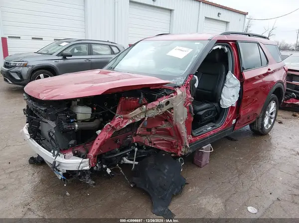 1FMSK8DH1RGA55218 2024 FORD EXPLORER - Image 2
