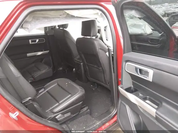1FMSK8DH1RGA55218 2024 FORD EXPLORER - Image 8