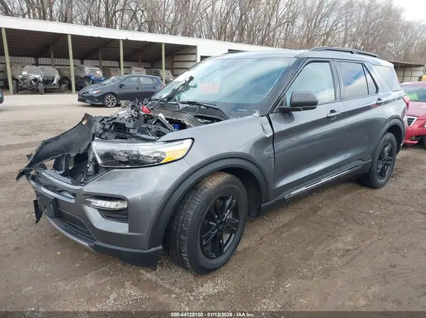 1FMSK8DH1RGA75310 2024 FORD EXPLORER - Image 2