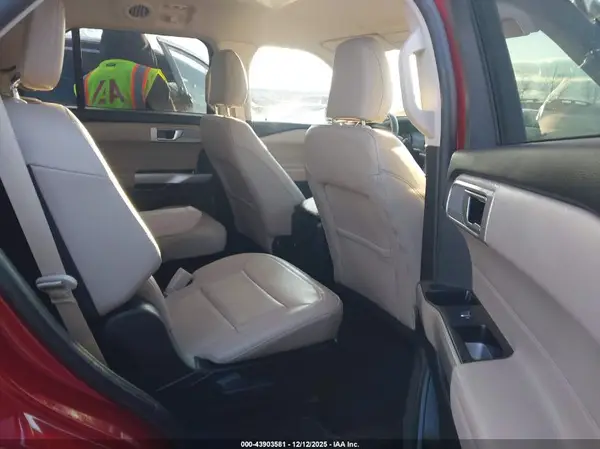 1FMSK8DH1RGA84153 2024 FORD EXPLORER - Image 8