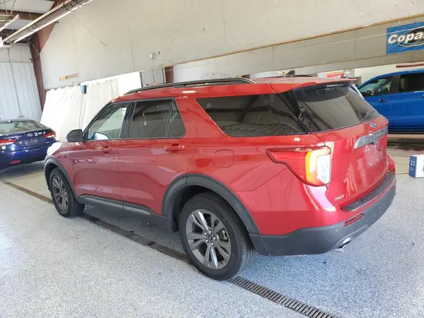 1FMSK8DH1RGA86856 2024 FORD EXPLORER - Image 2