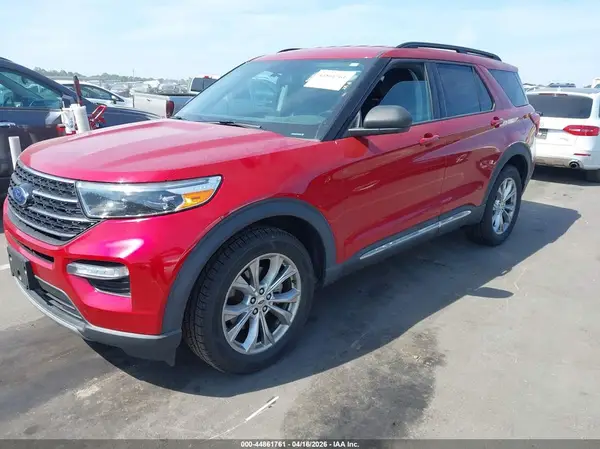 1FMSK8DH2MGA26268 2021 FORD EXPLORER - Image 2